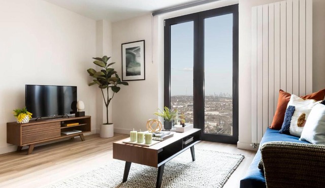 Croydon Central Apartments by Urban Rest