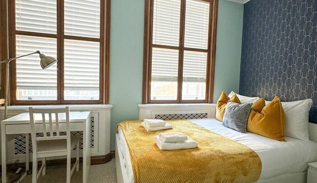 Deluxe Triple En-Suite in Fulham & Chelsea High St