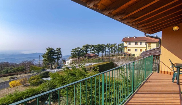Dimora Miralago - with panoramic view of the lake