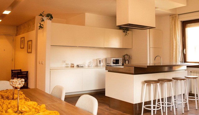 Domus Piscariae - Apartment with Private Terrace, Wi-Fi and Air Conditioning