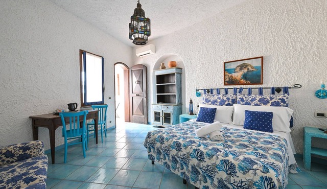 Double room-Classic-Ensuite with Shower-Garden view