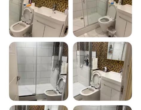 Double room with shared bathroom