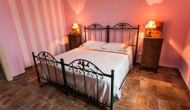 Double/Twin Room with single beds and disabled access - Nonna Genovina
