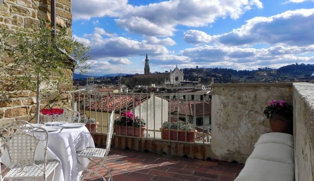 DUOMO, TOWER, SPECTACULAR VIEW: "THE DONATI TOWER'S TERRACE" 5th floor w/lift