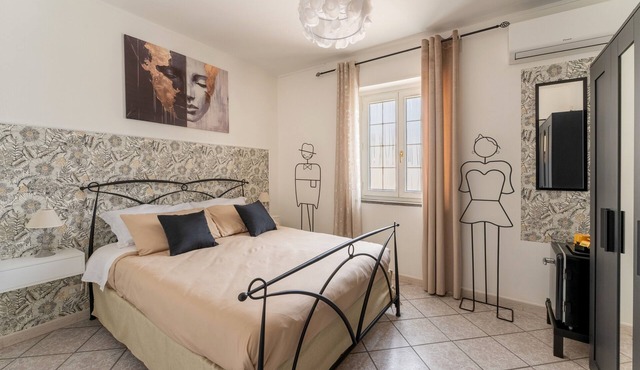 Elegant and Romantic Ground Floor Suite - 18 minutes from Rome