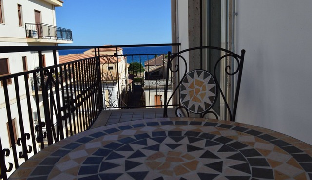 Emerella Guest House Siderno Beach