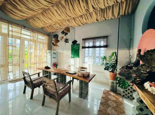Entire Garden House in Con Dao ! 3BR & 4WC ! Private Yard with Washer & Dryer