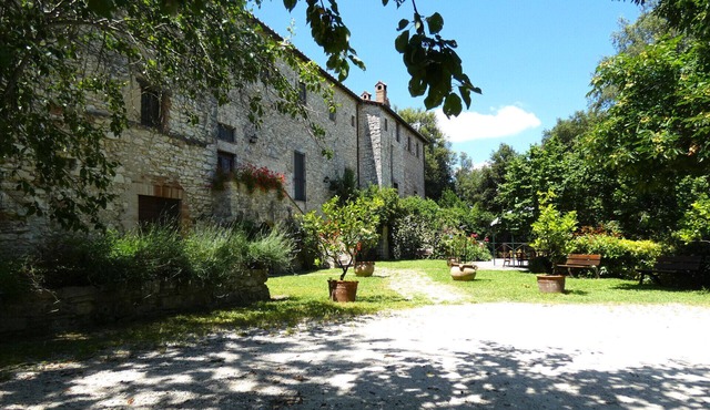 ESCAPE IN UMBRIA, Convent Sangiovanni