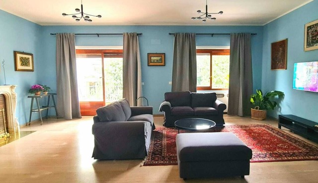 Exclusive 3 bedrooms 3 bathrooms Apt in Rome with Terrace & panoramic Balcony