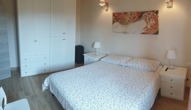 Family-friendly holiday House in Anguillara Sabazia with Parking and a Garden