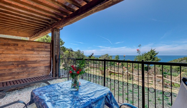 Farmhouse 'Amandolo - Palmenti' with Sea View, Wi-Fi and Air Conditioning