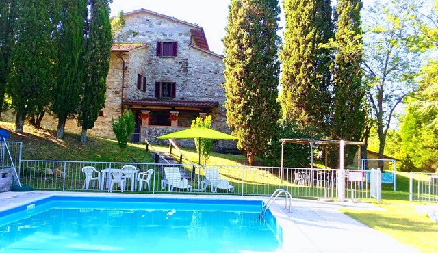 farmhouse calcinaia on the lake Apartment LOGGIA x 6/9 swimming pool, barbecu park
