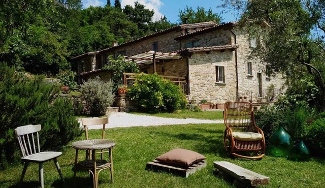 FARMHOUSE MONTESALCE-GREEN APARTMENT