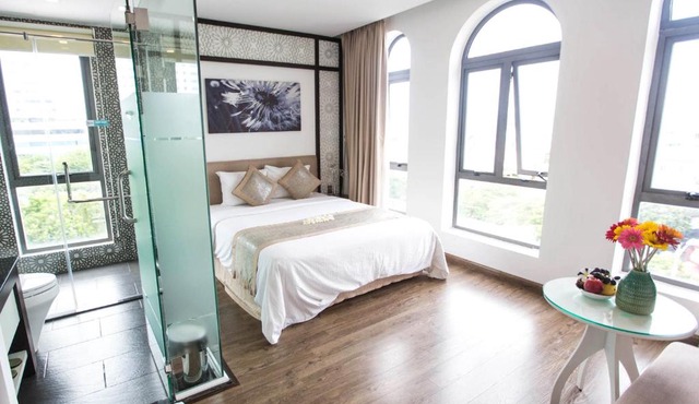 Flora Hotel & Residence