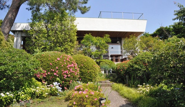 Forget the hustle and bustle of everyday life and /Ito Shizuoka