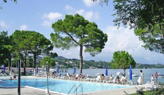 Front Lake Resort Le Corti del Lago, Padenghe