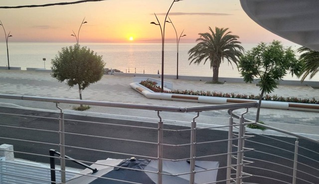 Fronte mare Alba chiara - 1° piano dx
