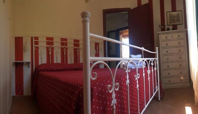 "Fuoco" apartment in residence "Villa Giulia" adjacent to Michelino beach