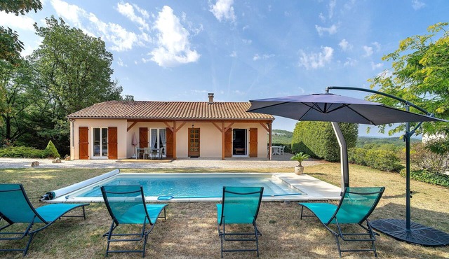 Gîte l'Envie Périgord Noir – Peaceful Home with Pool near Lascaux