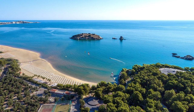 Gattarella Family Resort - Self-catering accommodations in the pinewood