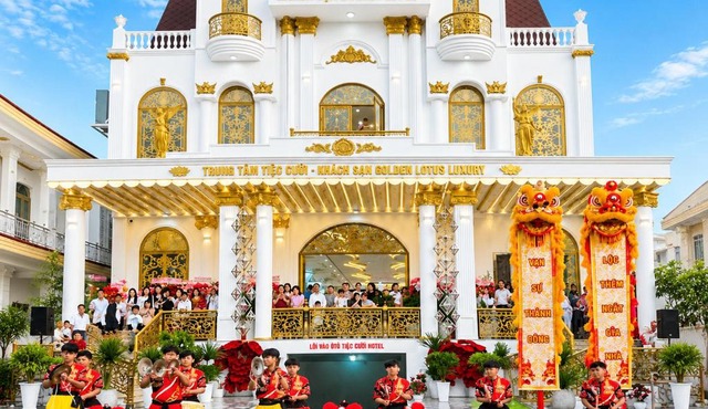 Golden Lotus Hotel