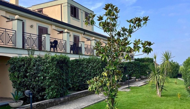 Golf View Apartment for Two