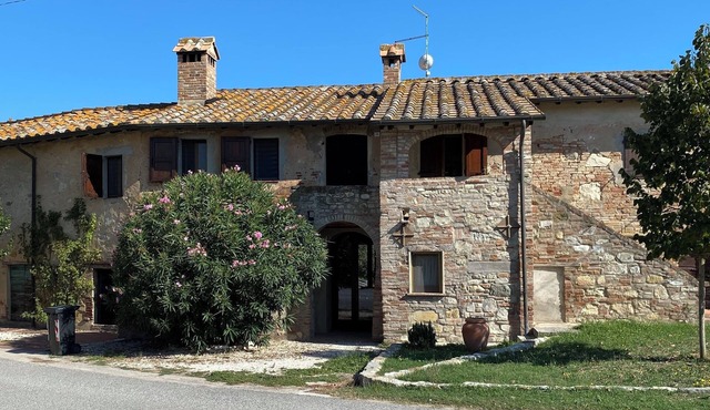 Gorgeously restored tranquil farmhouse