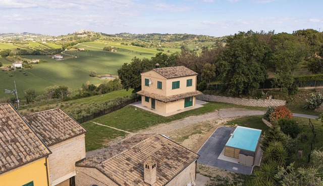 Green Gold Residence - Relaxation and Pool