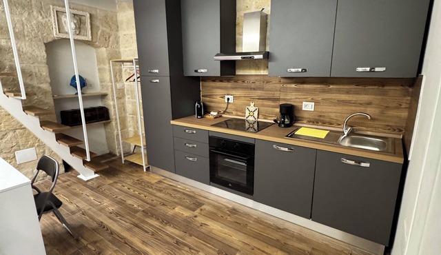 Ground floor loft Street parking Ideal for capacity: up to 4 people