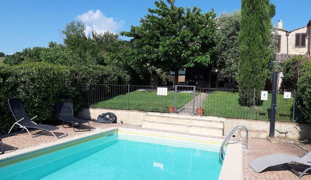 Group Retreat with Garden in Tuscany