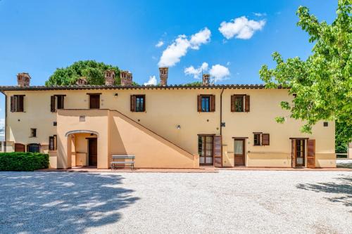 GuestHost - Il Casale dei Gelsi - 7 Apartments with Pool & Garden