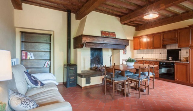 Guido's House - WiFi, parking and private garden