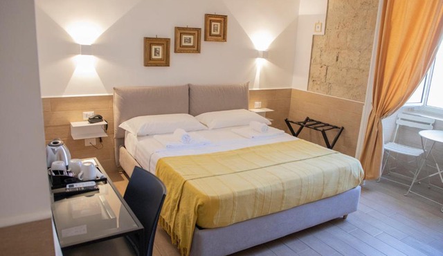 H22 Hotel