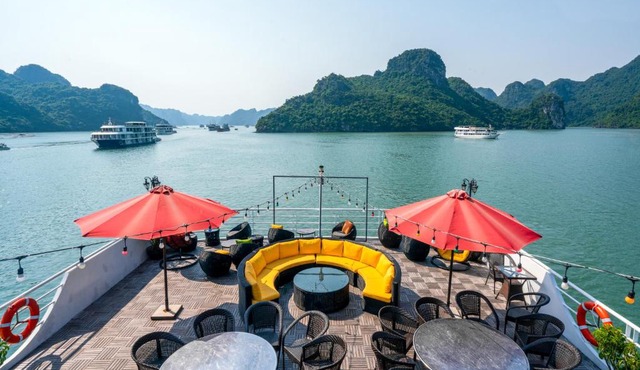 Halong Dragon Bay Cruise