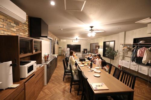 HanaVillage RE BORN GARAGE TSURU