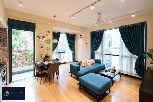High-ser Apartment -2BR - NiceView - Parking - Spacious - In center