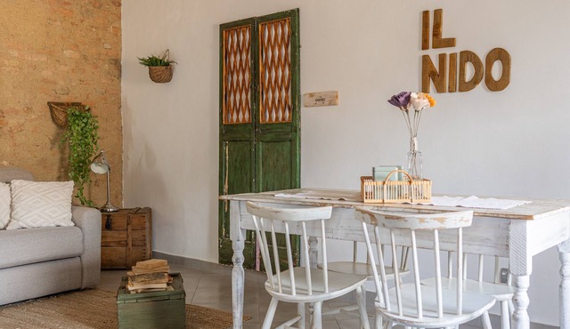 Holiday Apartment 'Il Nido' with Air Conditioning and Wi-Fi