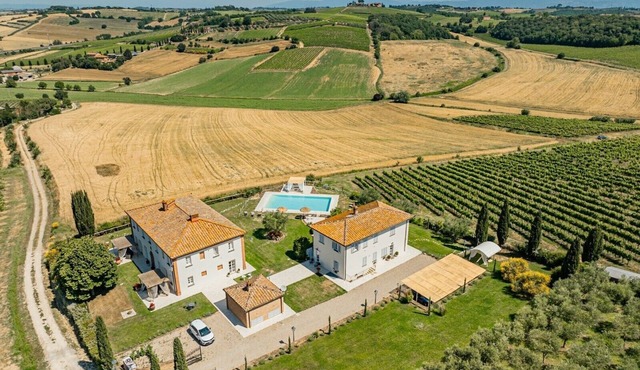 Holiday Apartment "Ortensie" with Shared Pool, Shared Garden & Wi-Fi