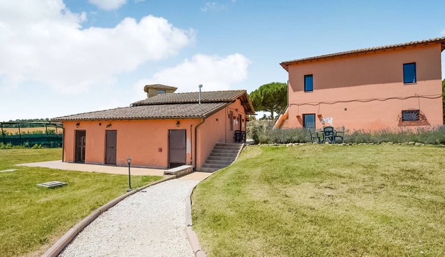Holiday Home in Castiglione near the Lake
