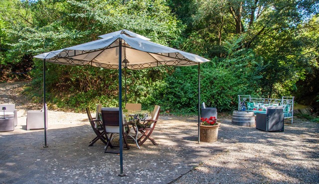Holiday Home 'Casa Elfo' with Shared Pool, Private Terrace and Wi-Fi