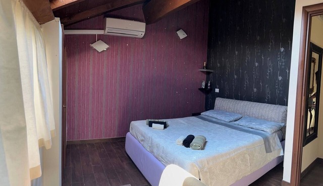 Holiday Home 'Maison Gaia' with Balcony, Wi-Fi and Air Conditioning