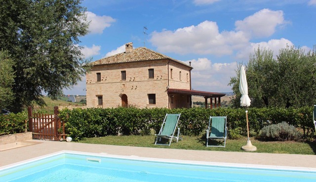 Holiday house Corridonia for 1 - 8 persons with 4 bedrooms - Farmhouse