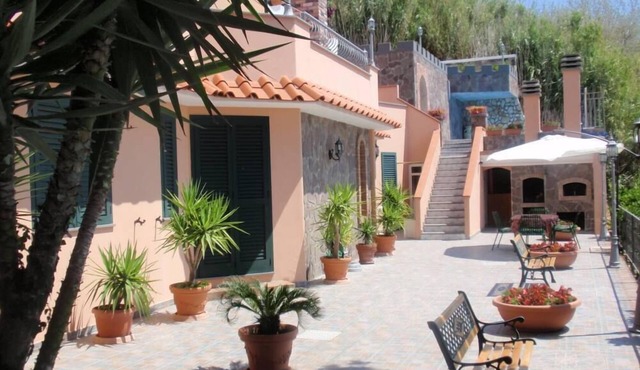 holiday house with pool