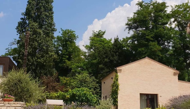 Homerez - Nice studio for 3 ppl. with shared pool at Montalto delle Marche