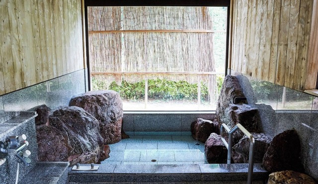 Hosenbo Lodge