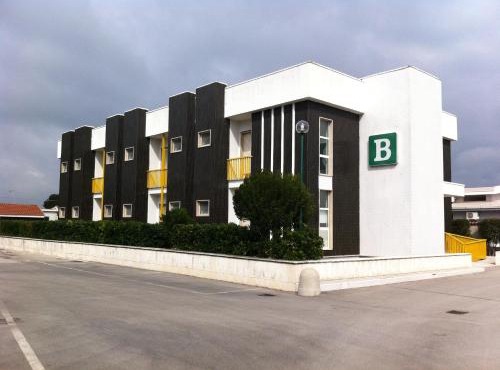 Hotel Atleti - RICARICA AUTO ELETTRICHE -