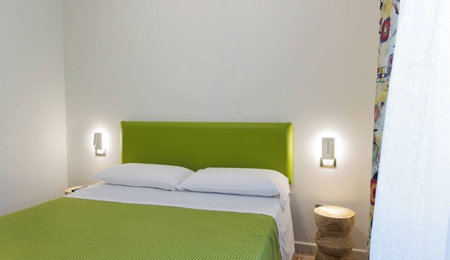 Hotel DALI Scafati Located just steps from the historic city of Pompeii.