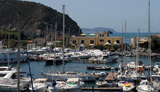 Hotel La Tonnara
