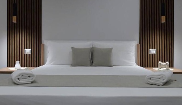 HOTEL MOVIDA