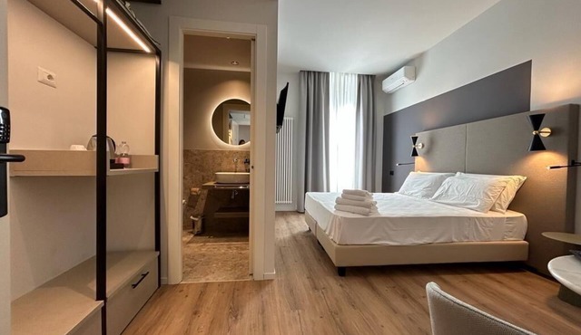 Hotel Porta Pia